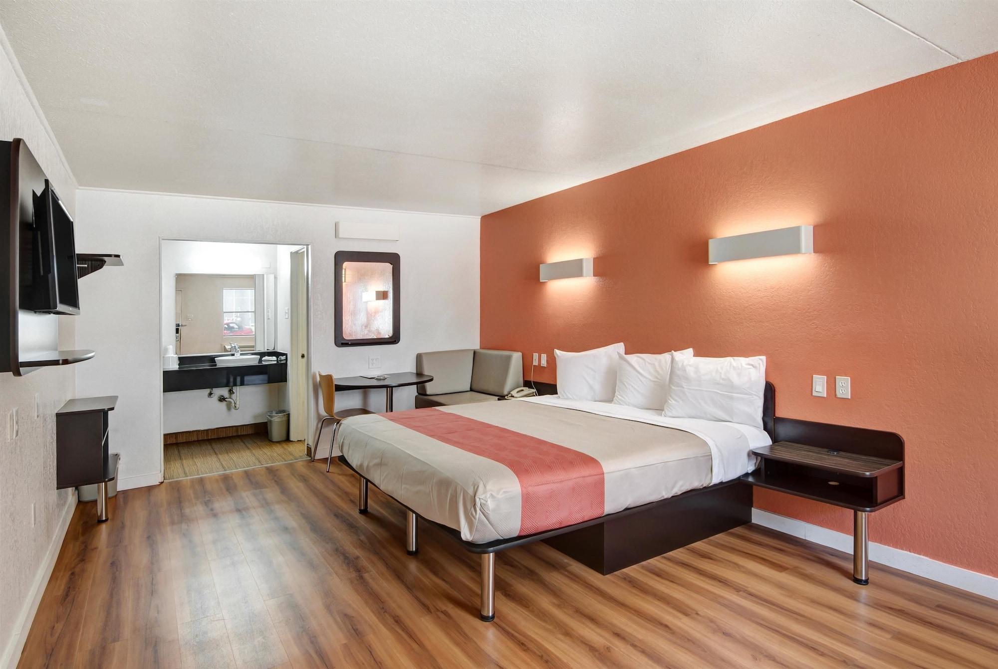 Motel 6-Dallas, Tx - Forest Lane Buitenkant foto