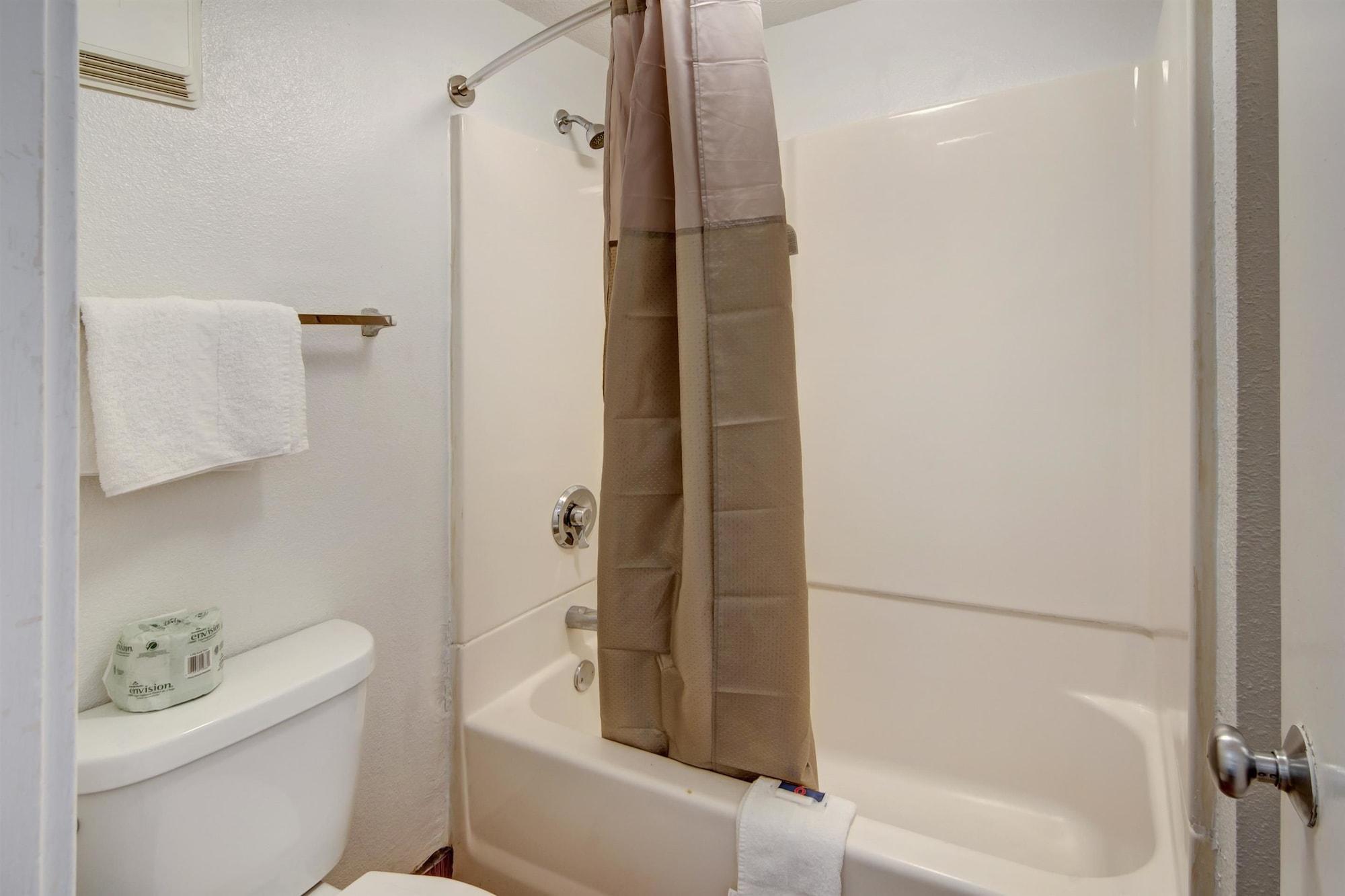 Motel 6-Dallas, Tx - Forest Lane Buitenkant foto