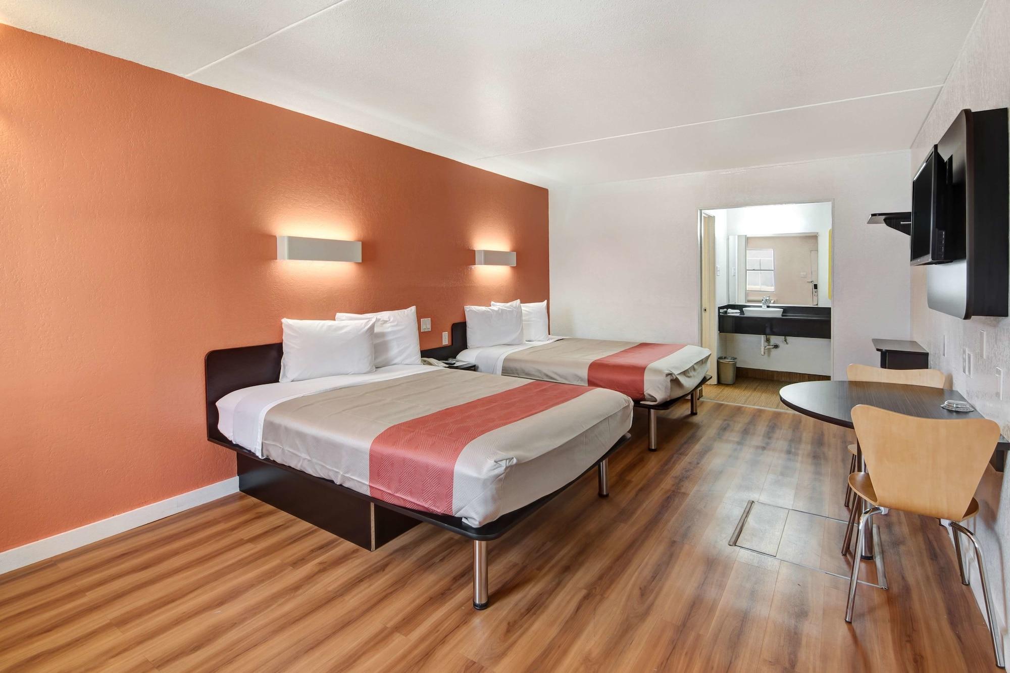 Motel 6-Dallas, Tx - Forest Lane Buitenkant foto